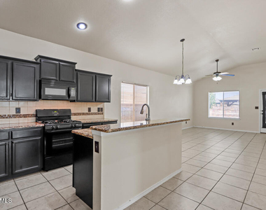 14685 Holsteiner Court - Photo Thumbnail 14