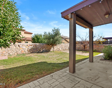 14685 Holsteiner Court - Photo Thumbnail 32