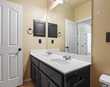 14685 Holsteiner Court - Photo Thumbnail 39