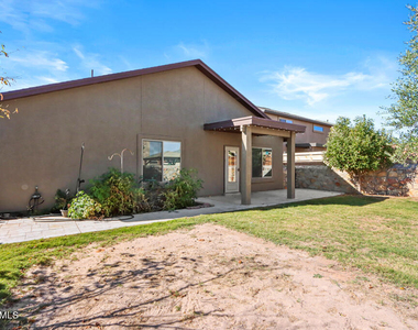 14685 Holsteiner Court - Photo Thumbnail 23