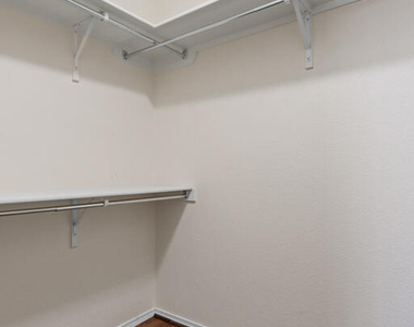 14685 Holsteiner Court - Photo Thumbnail 35