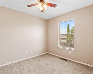 5905 Redstone Mesa Court - Photo Thumbnail 24