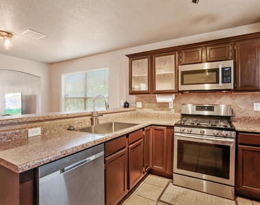 5905 Redstone Mesa Court - Photo Thumbnail 12