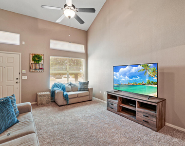 5905 Redstone Mesa Court - Photo Thumbnail 4