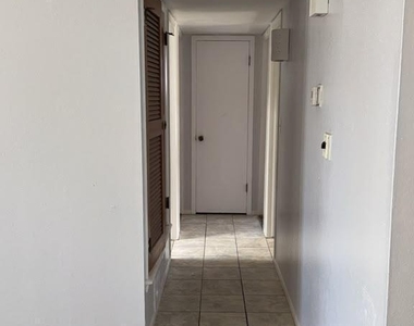 4821 Tumbleweed Avenue - Photo Thumbnail 9