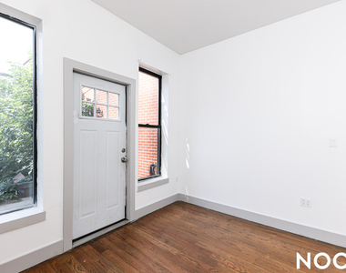 243 Harman St - Photo Thumbnail 8