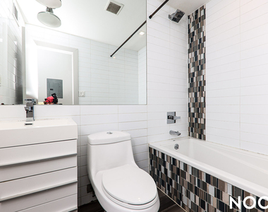 243 Harman St - Photo Thumbnail 9