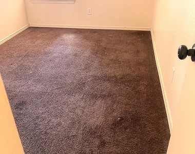 4621 Michael Torres Drive - Photo Thumbnail 10