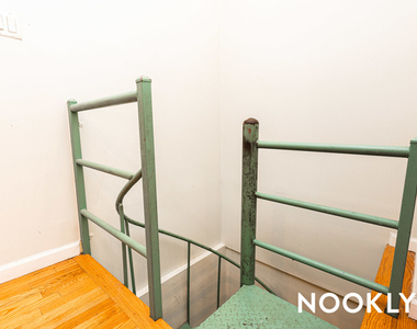18 Goodwin Pl - Photo Thumbnail 3