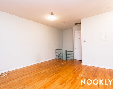 18 Goodwin Pl - Photo Thumbnail 6
