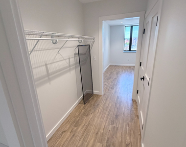 345 Main Street - Photo Thumbnail 5