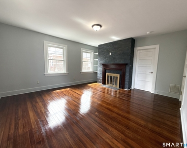 32 Hadley Street - Photo Thumbnail 2