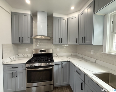 32 Hadley Street - Photo Thumbnail 7