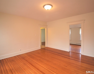 19 Nesbit Avenue - Photo Thumbnail 18