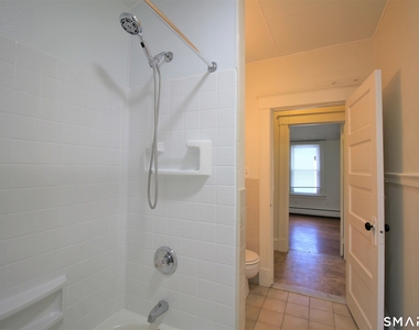19 Nesbit Avenue - Photo Thumbnail 11