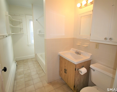 19 Nesbit Avenue - Photo Thumbnail 10
