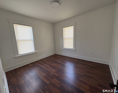 118 New Haven Avenue - Photo Thumbnail 7