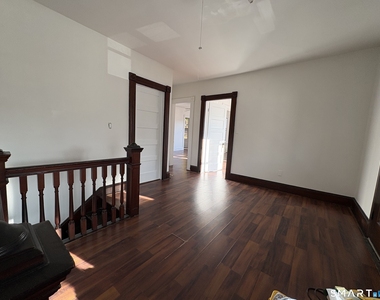 118 New Haven Avenue - Photo Thumbnail 3