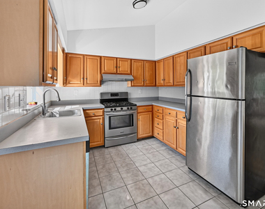 189 Kneen Street - Photo Thumbnail 14