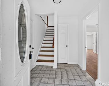 189 Kneen Street - Photo Thumbnail 2