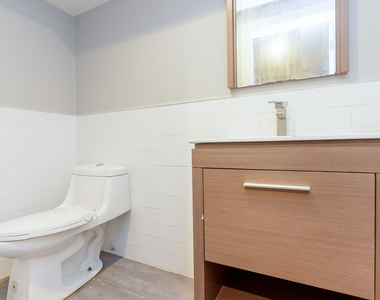 102 Rogers Ave - Photo Thumbnail 12