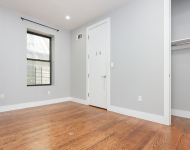 102 Rogers Ave - Photo Thumbnail 9