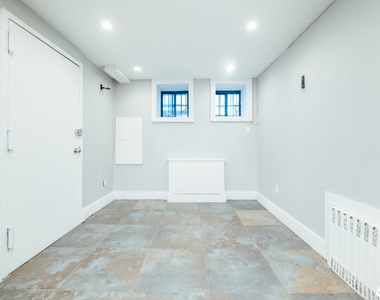 1013 Pacific St - Photo Thumbnail 6