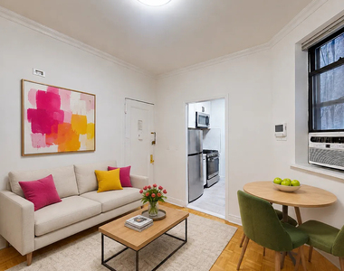 East 73rd Street - Photo Thumbnail 1