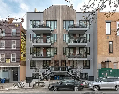 854 Metropolitan Avenue - Photo Thumbnail 9