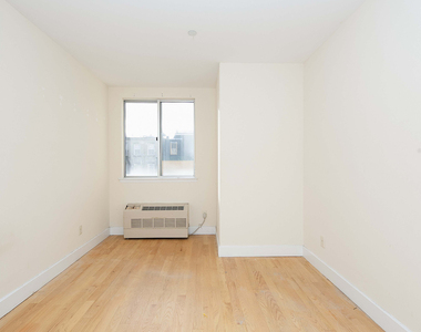 756 Myrtle Ave - Photo Thumbnail 1