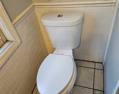 124 Lincoln Ave - Photo Thumbnail 12