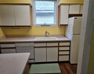 124 Lincoln Ave - Photo Thumbnail 27