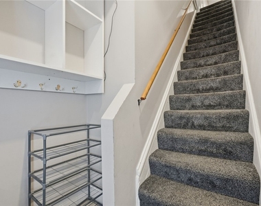 116 S 17th St - Photo Thumbnail 3