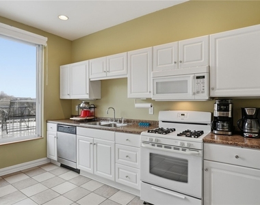 116 S 17th St - Photo Thumbnail 19