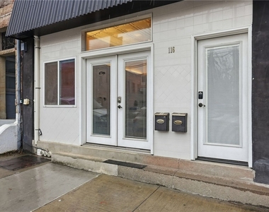116 S 17th St - Photo Thumbnail 1