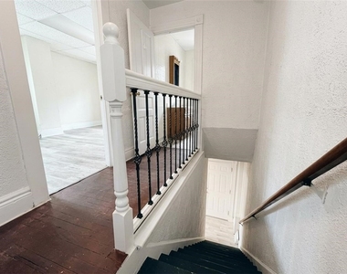 514 6th St - Photo Thumbnail 11