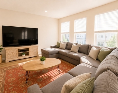 9717 Hopkins St - Photo Thumbnail 4