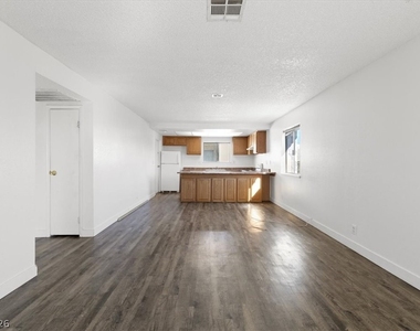 3649 Van Dyke Avenue - Photo Thumbnail 1