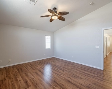 3588 White Mountain Street - Photo Thumbnail 16