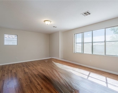 3588 White Mountain Street - Photo Thumbnail 24