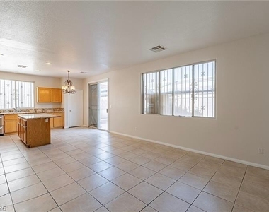 3588 White Mountain Street - Photo Thumbnail 9