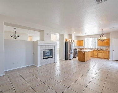3588 White Mountain Street - Photo Thumbnail 10