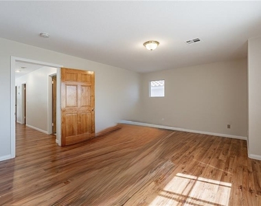 3588 White Mountain Street - Photo Thumbnail 25