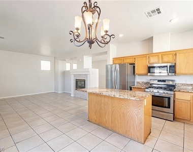 3588 White Mountain Street - Photo Thumbnail 11