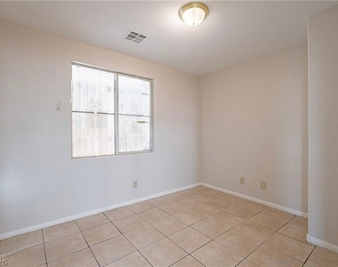 3588 White Mountain Street - Photo Thumbnail 8