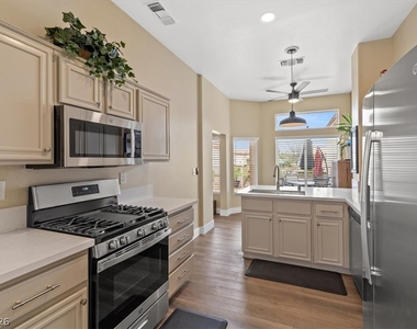 2705 Valley Downs Drive - Photo Thumbnail 12