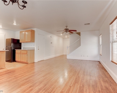 1195 Sweet Orange Street - Photo Thumbnail 10