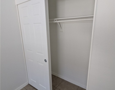 1016 Royal Plum Lane - Photo Thumbnail 13