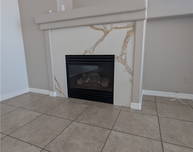 1016 Royal Plum Lane - Photo Thumbnail 17