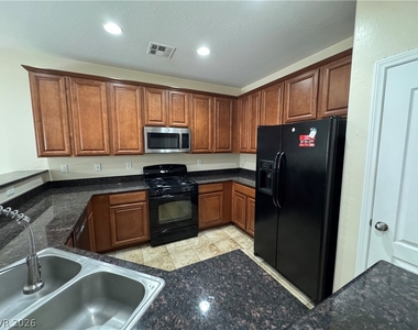 4501 Mollison Mesa Court - Photo Thumbnail 7